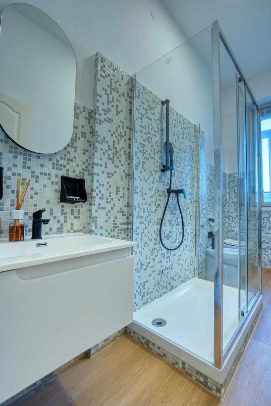 Italianflat - Elegant Suites With Balcony In Navigli Милан Экстерьер фото
